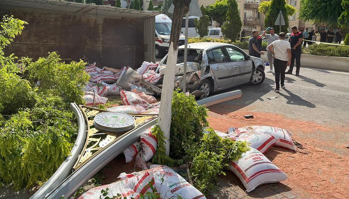 20728046-700x400 Freni patlayan tır zincirleme kazaya yol açtı, 1 kişi hayatını kaybetti