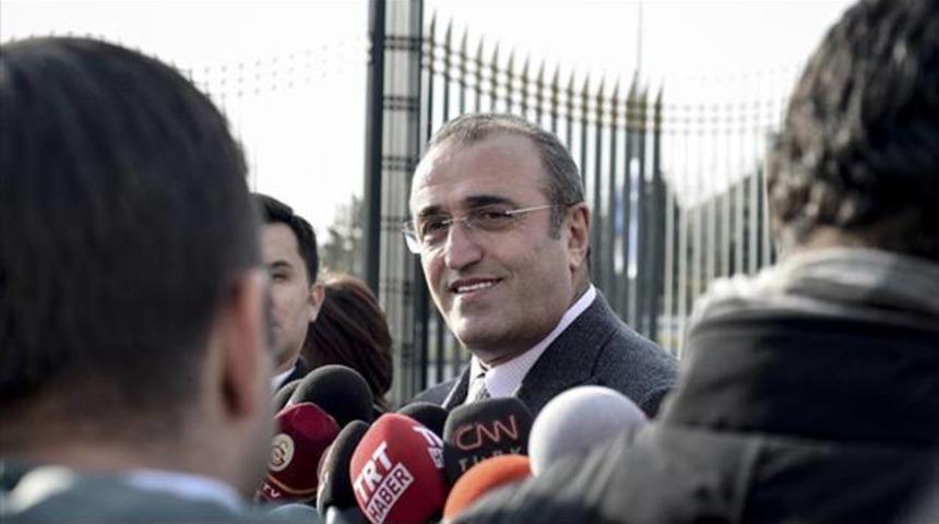 Galatasaray'da b&uuml;y&uuml;k restleşme