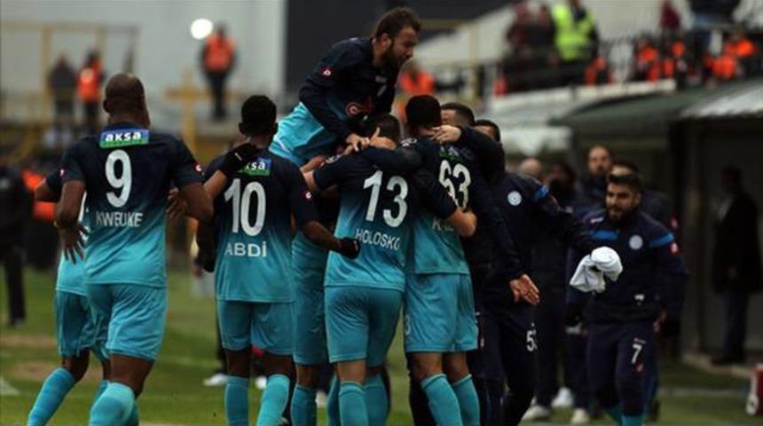 Rize gol olup yağdı