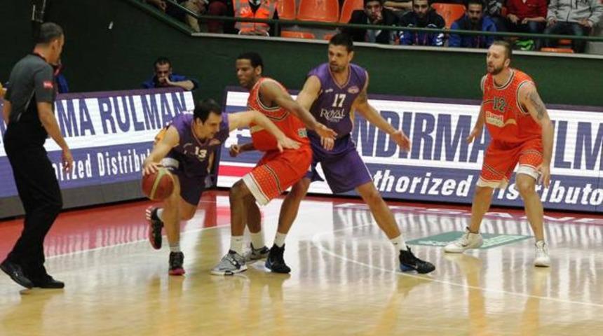 Banvit son saniyede kazandı