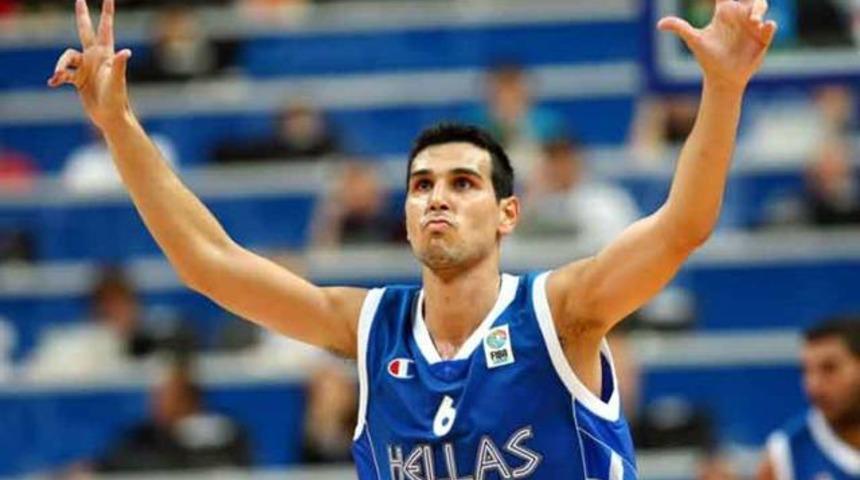 Fenerbah&ccedil;e transferi resmen a&ccedil;ıkladı