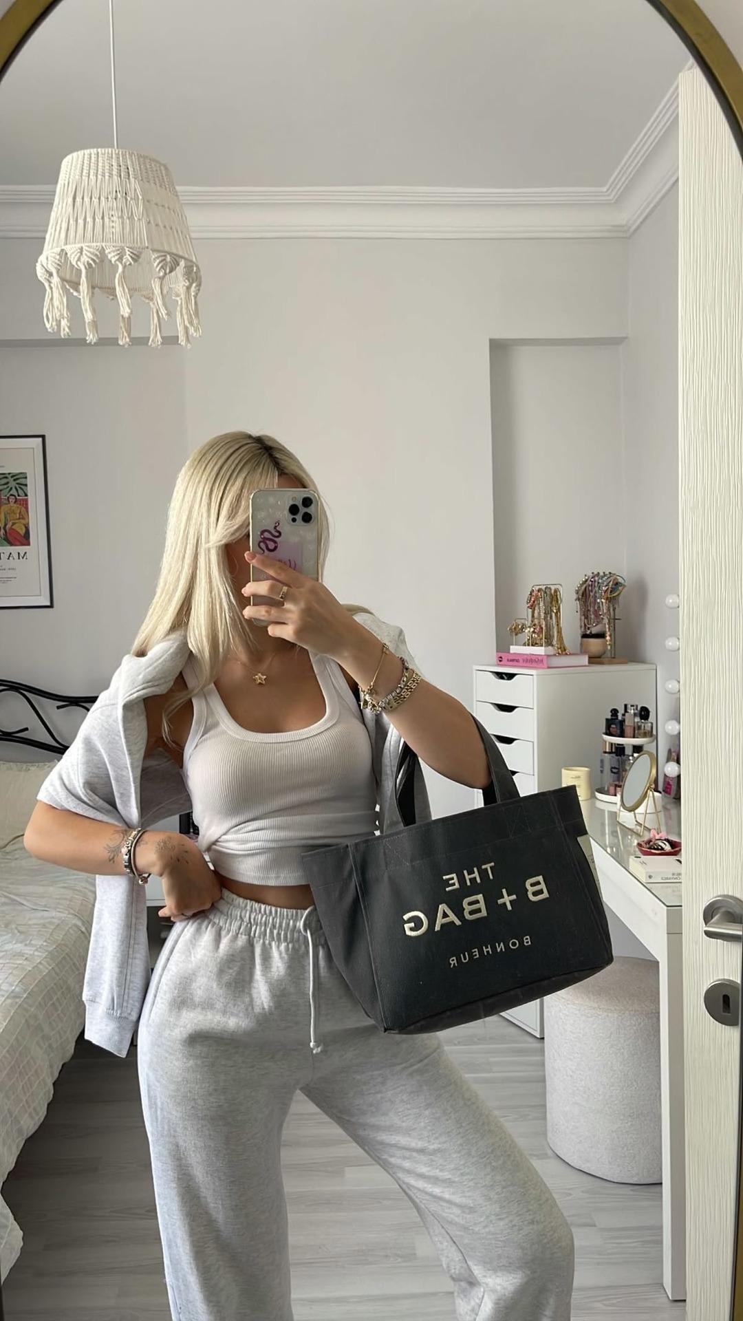 Tarzını gençleştir: Z kuşağından öğrenmemiz gereken moda tüyoları  3