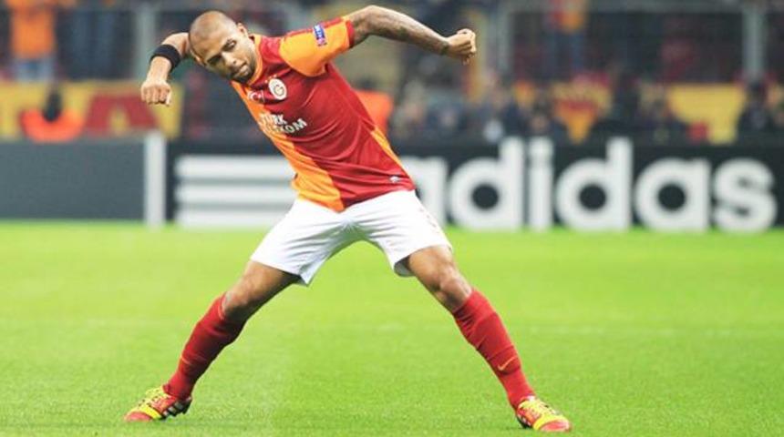 Felipe Melo'ya b&uuml;y&uuml;k onur