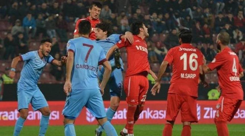 Manisaspor - Trabzonspor ma&ccedil;ı canlı anlatımı