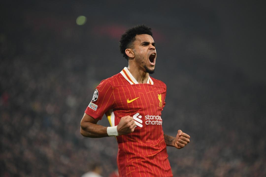 Bayern Münih Leroy Sane nin yerini Luis Diaz ile dolduruyor! Yıldız oyuncunun maliyeti dudak uçuklatıyor... 2
