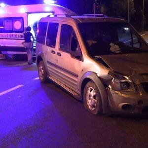 Tavşanlı’da otomobiller çarpıştı: 3 yaralı