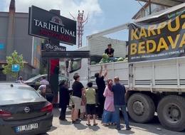 20 ton 1 saat içinde bitti! Ücretsiz dağıtıldı, vatandaşlar ziyafet yaşadı