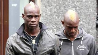 Balotelli uslanmıyor