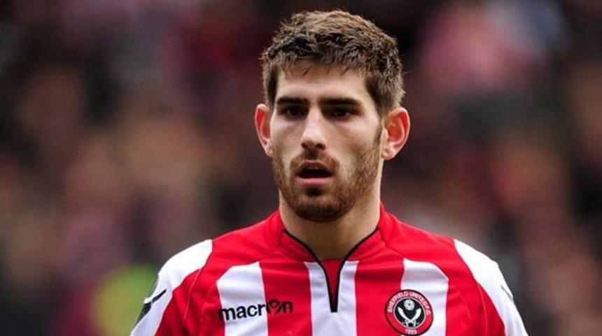 Tecavüz suçlusu futbolcu sahalara geri dönüyor