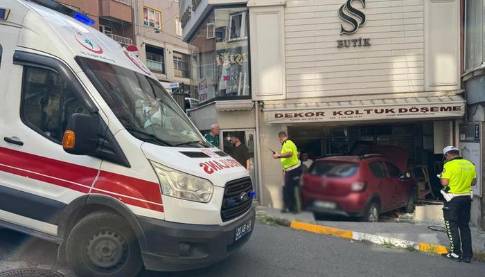 20733017-700x400 Giresun’da otomobil dükkana girdi: 1 yaralı