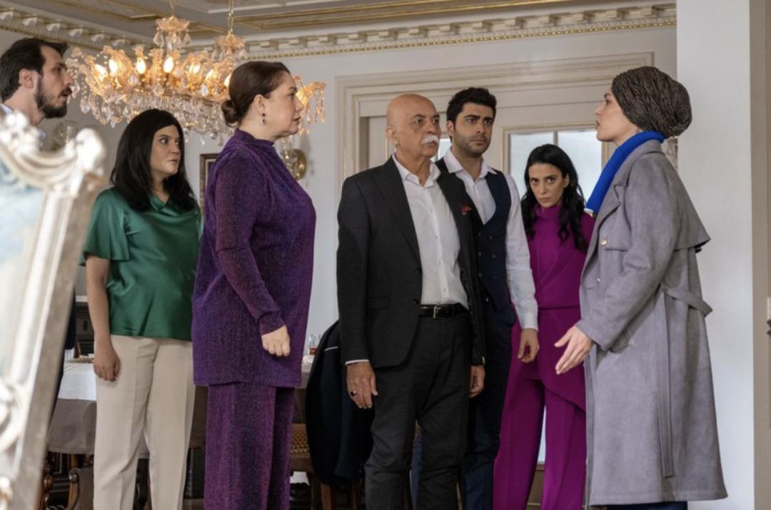 Çok özledik çook! Kızılcık Şerbeti’nin unutulmaz kombinleri 5