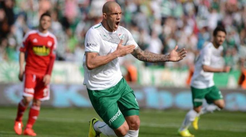 Hamza Hamzaoğlu'ndan Fernandao a&ccedil;ıklaması 