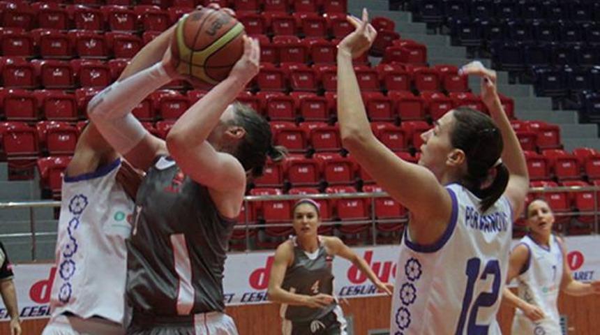 AG&Uuml; zorlanmadı!