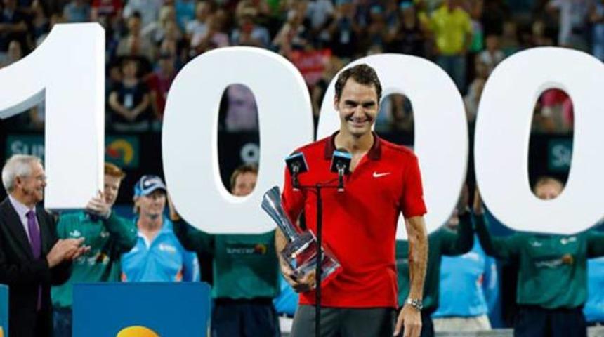 Federer 1000'ler kul&uuml;b&uuml;nde 