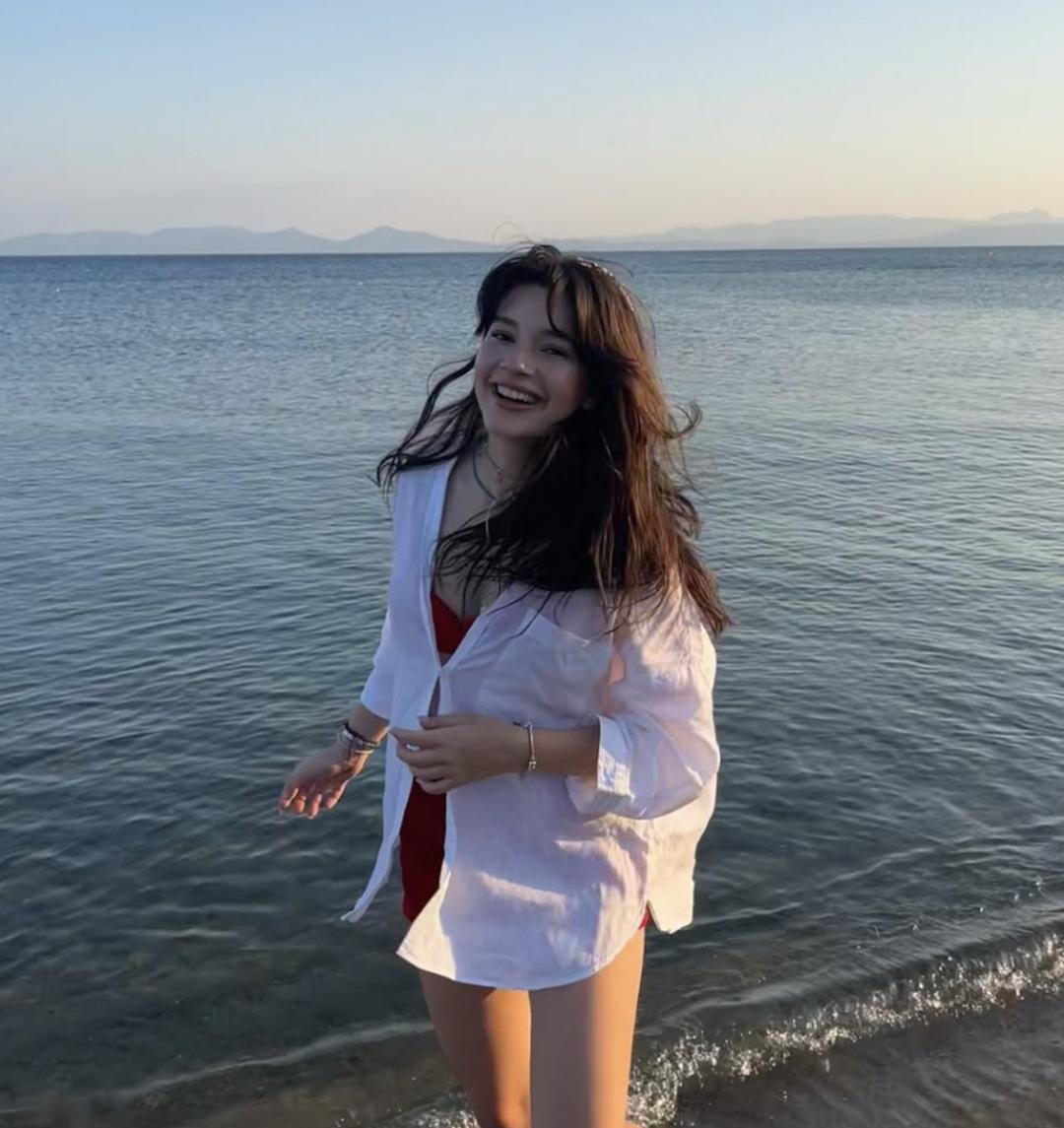 Gerçek bir yükselen yıldız! Mina Demirtaş’ın tarzını inceliyoruz 5