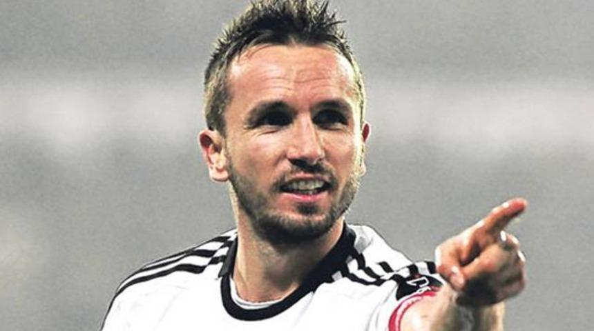 Fikret Orman ayrılığı resmen a&ccedil;ıkladı 