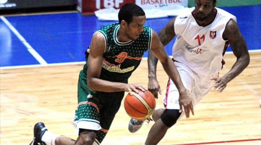 O yumruğun cezası belli oldu