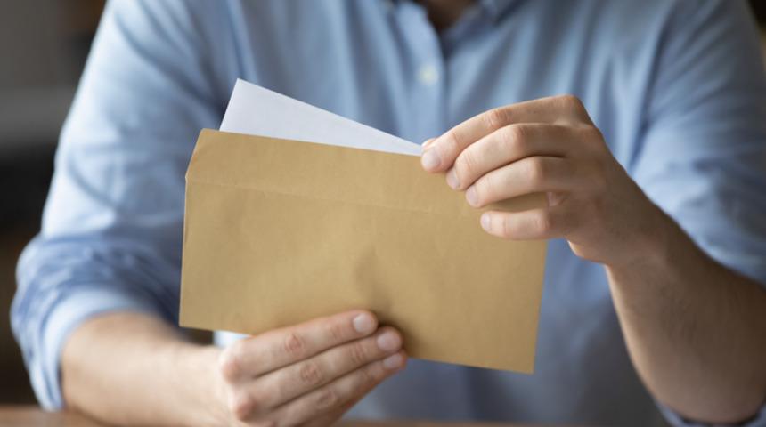 Binlerce kişiye gönderildi! Yetkililer kimse zarfı açmasın diye uyardı