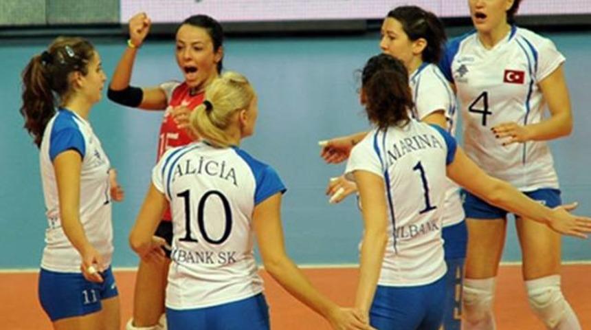 İlbank evinde yıkıldı