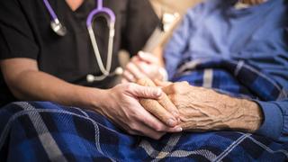 Bakımevinde skandal! Doktorun yaşlı hastaları öldürdüğü ortaya çıktı! İhbar eden kişi ise en yakını çıktı