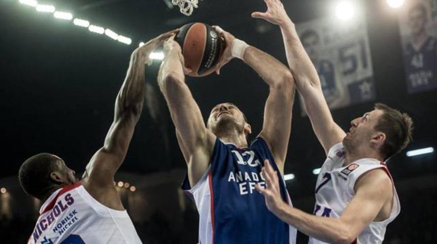 Anadolu Efes CSKA'ya direnemedi