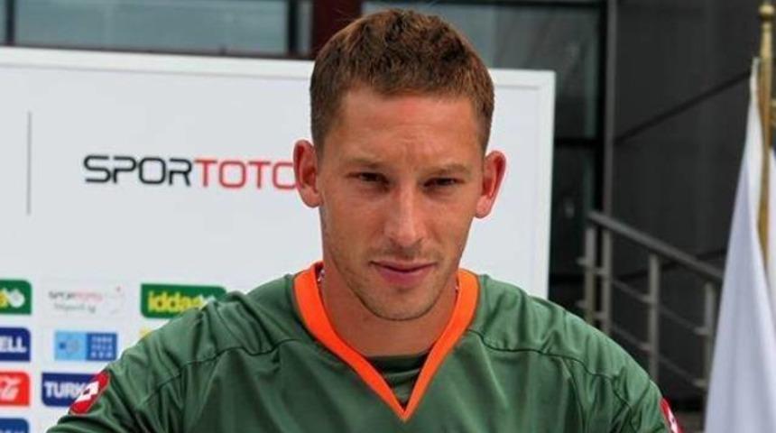 Filip Holosko'dan gol şov