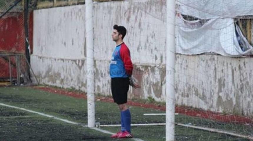 Kaleciden ilgin&ccedil; protesto