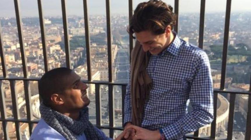 NFL'de tarihe ge&ccedil;ecek evlilik! Eşcinsel...