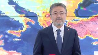 Bakan Yumaklı yangınlarla ilgili son durumu paylaştı! 24 saatte 55 yangını söndürdük, devam eden tek bir yangın kaldı