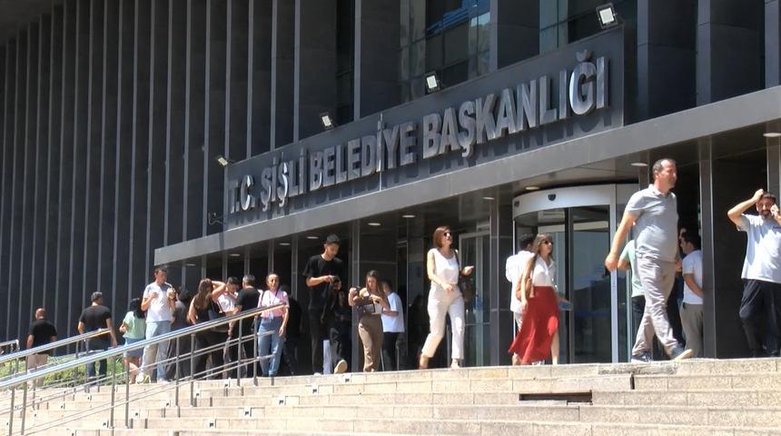 Şişli Tapu Müdürlüğü’nde yangın paniği