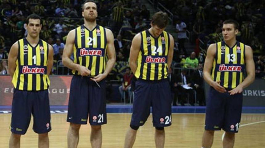 Fenerbah&ccedil;e &Uuml;lker, Armani deplasmanında!