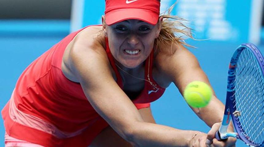 Sharapova'yı terlettiler