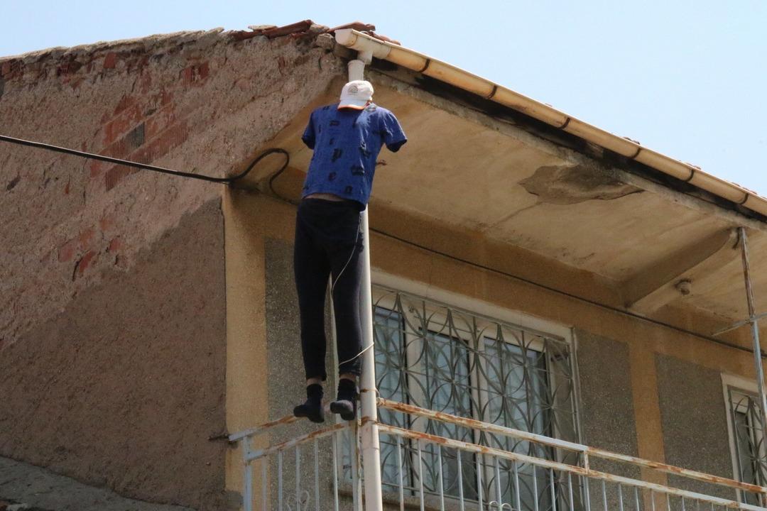 Görenler ceset sandı, gerçek bambaşka çıktı! Mahalleliyi korkuttu... 1