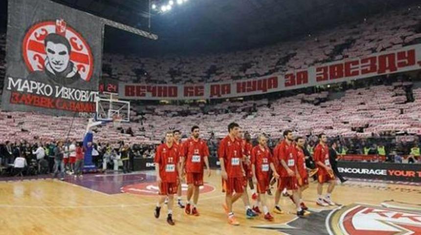 Galatasaray'da kriz &ccedil;&ouml;z&uuml;ld&uuml; ancak...