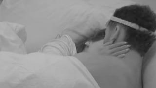 Love Island'da yatak sahnesi krizi! İzleyicileri ayağa kaldıran anlar...