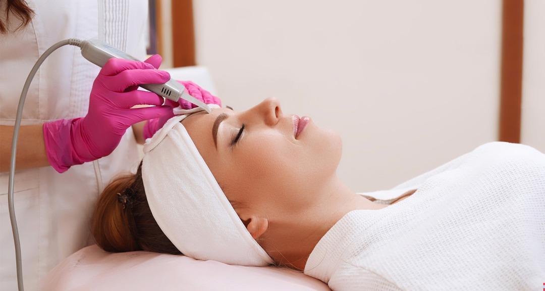 Dermatoloji uzmanından altın değerinde öneriler: Yaz ayında gerçekleştirilen cilt bakım işlemleri nelerdir? Lazer epilasyon yaz ayında yapılır mı? "Cilt bakımı mevsimine göre değişmeli" 3