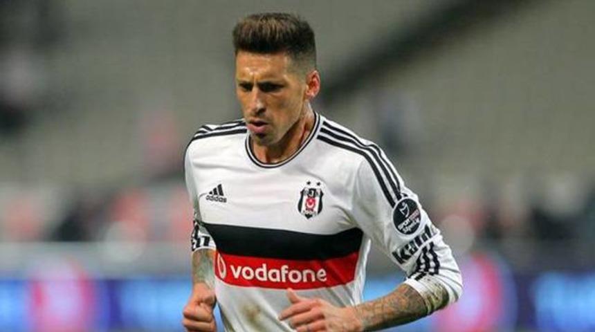 Sosa g&ouml;zyaşlarına boğuldu