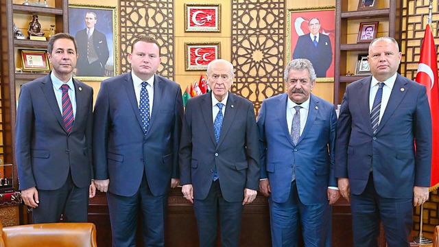 MHP'den komisyona yeni isim! 'Kardeşlik ve Dayanışma Komisyonu' üyeleri Devlet Bahçeli'yi ziyaret etti