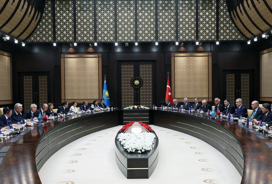 Cumhurbaşkanı Erdoğan: "Katil devlet İsrail Gazzeli kardeşlerimize soykırım uyguluyor" 1