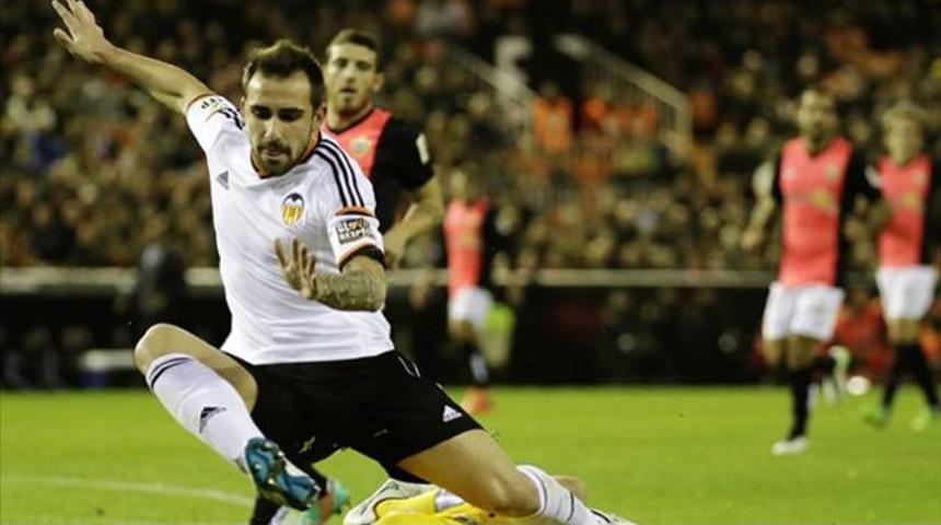Paco Alcacer, Valencia ile uzattı