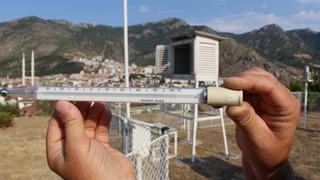 O il adeta kavruldu: Son 25 yılın sıcaklık rekoru!