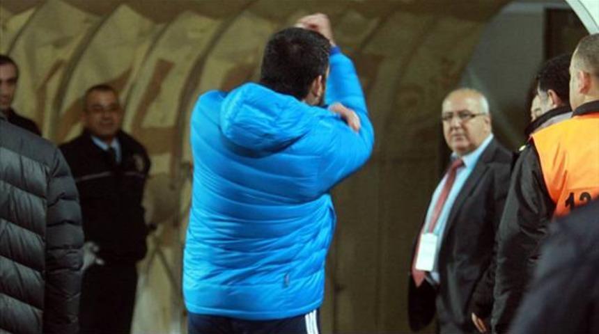 PFDK, &Uuml;mit &Ouml;zat'a faturayı kesti