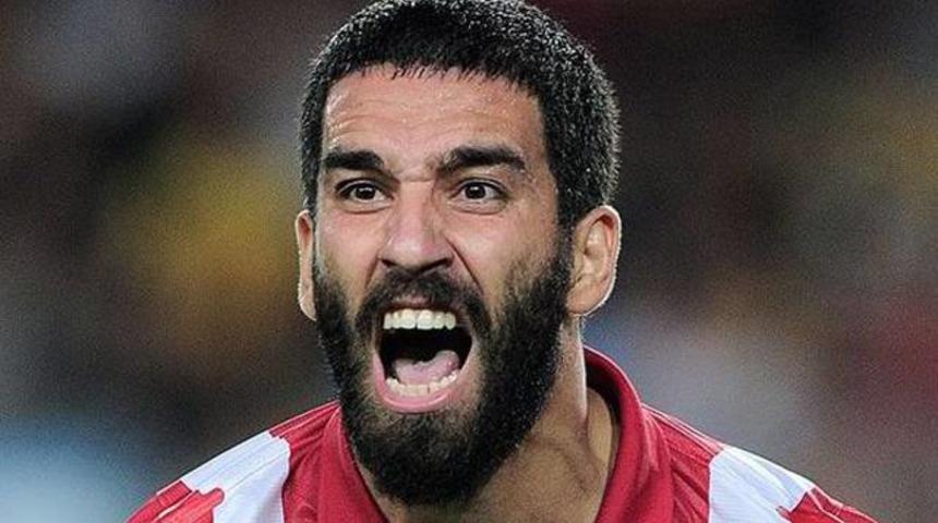 Arda Turan hastaneye kaldırıldı