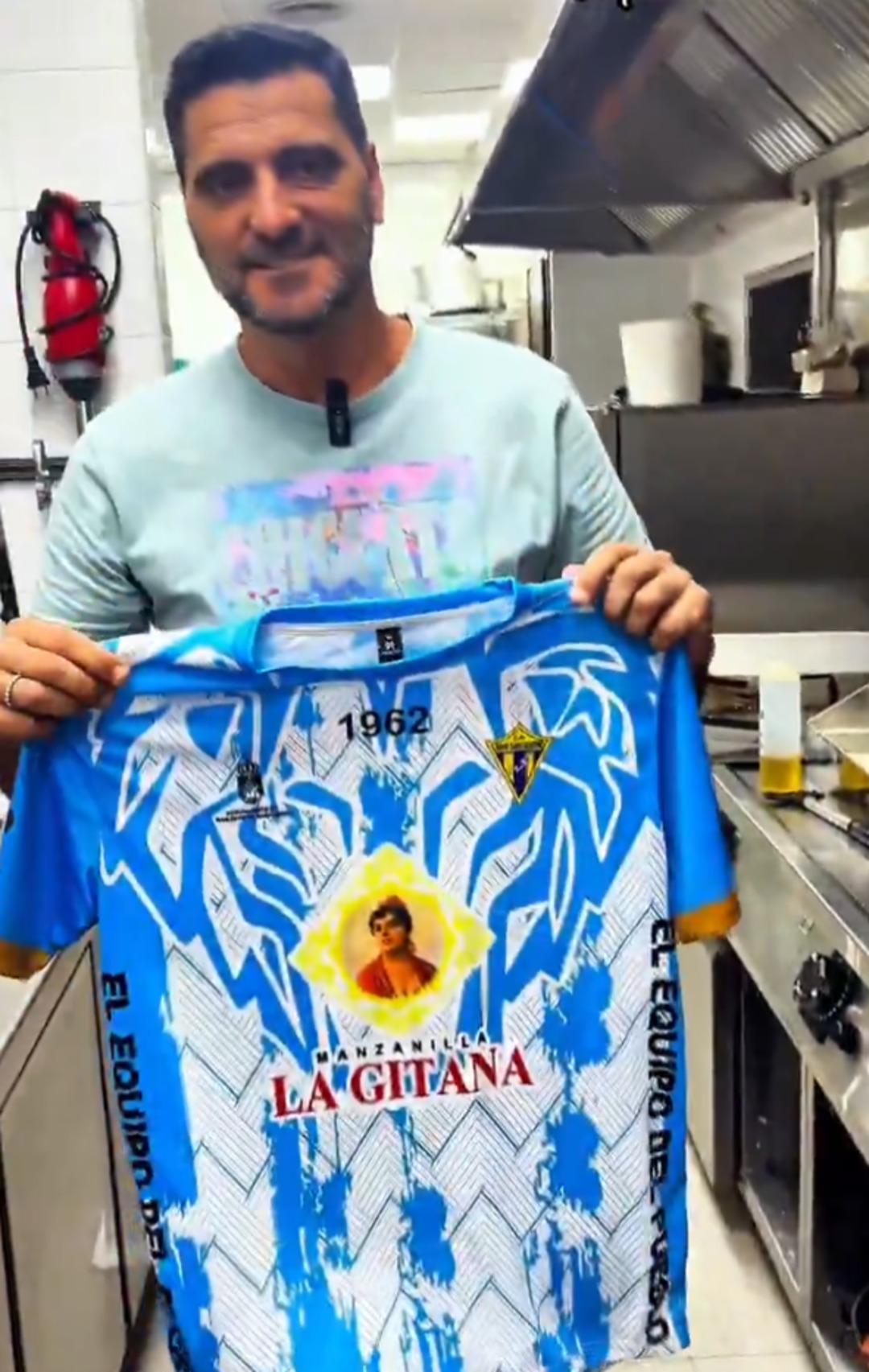 Fenerbahçe ye gol kralı olarak gelmişti! Sarı-Lacivertliler in eski yıldızı 7. lige imza attı 1