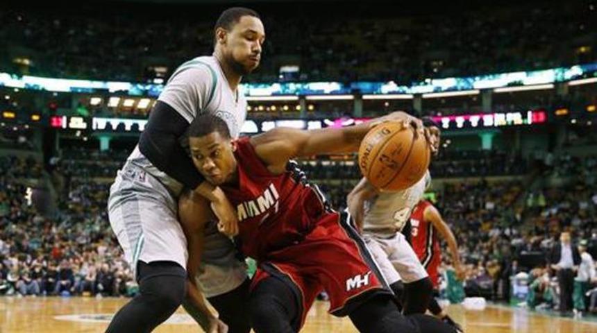 Whiteside attı Miami kazandı 