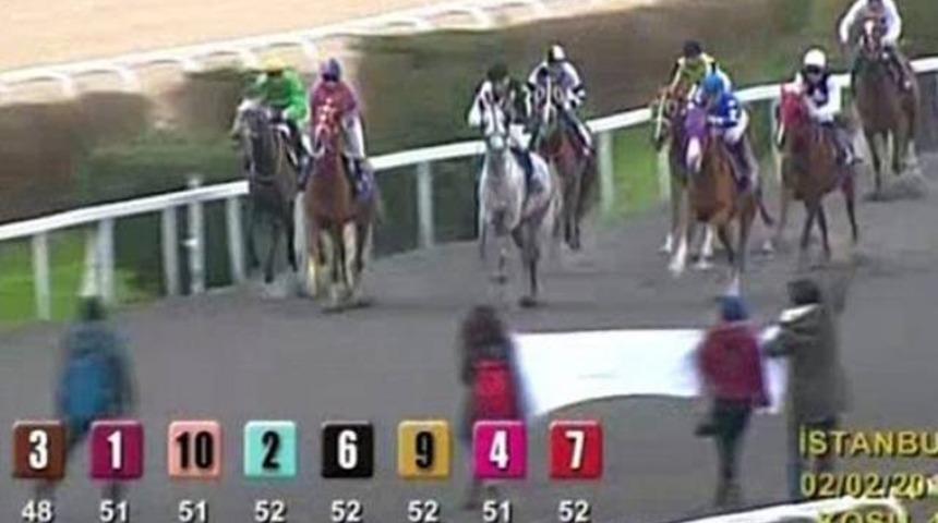 Veliefendi'de çılgın protesto