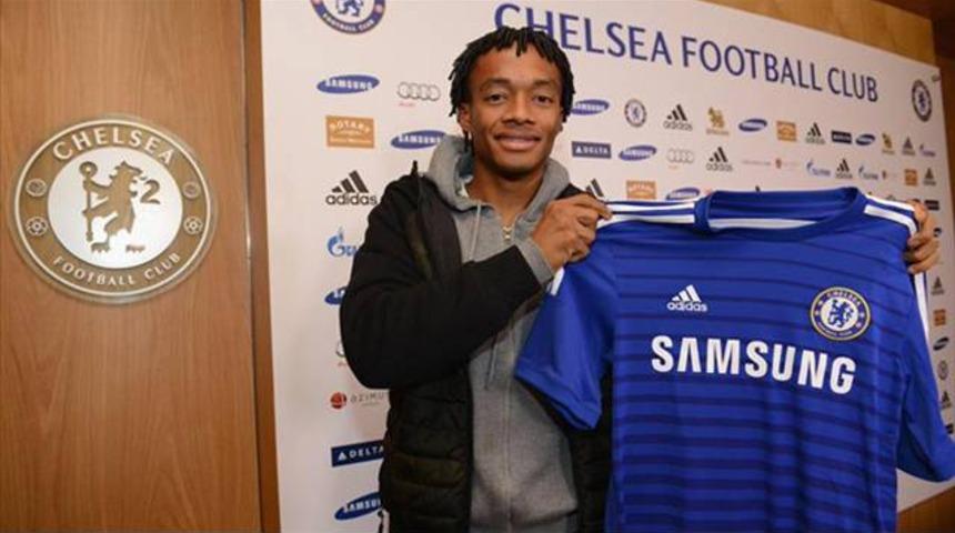 Chelsea, Juan Cuadrado'yu resmen açıkladı