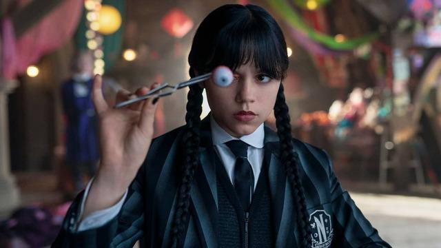 Wednesday fırtınası! Daha 2. sezon gelmeden 3. sezon onayını aldı