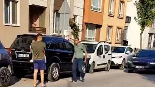 Eskişehir'de bir maganda kucağında bebeği olan babaya saldırdı! Sen insan mısın?