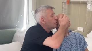 Metin Şentürk'ün zor günleri! Kanserle mücadele eden kardeşi için dua istedi